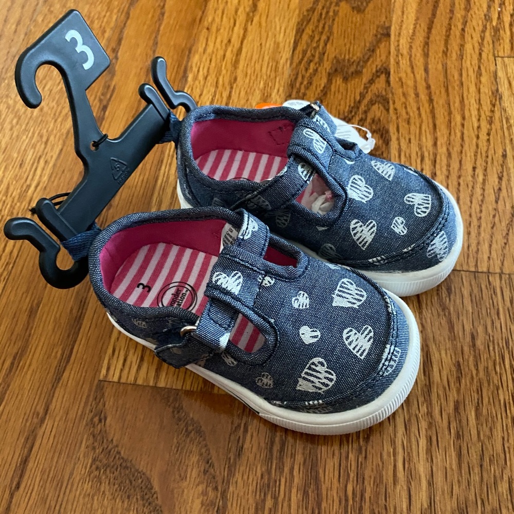 NWT Wonder Nation Baby Size 3 Chambray Heart Shoes